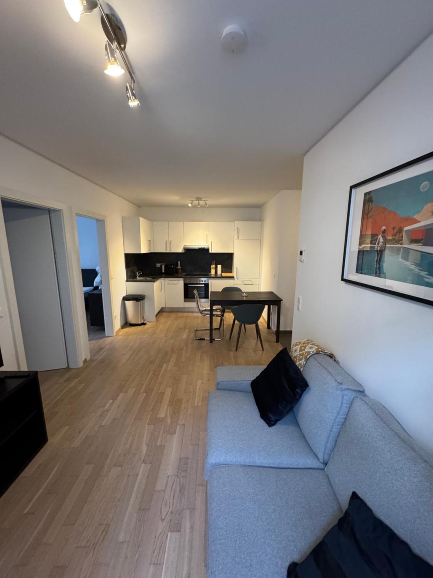 Apartment Studio University